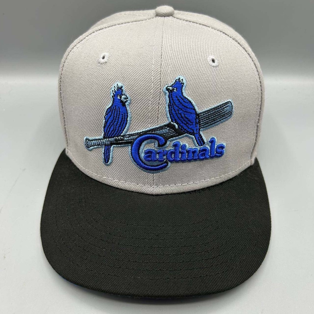 St. Louis Cardinals MLB Hat Men 7 3/8 Gray Black 59Fifty New Era Fitted Cap